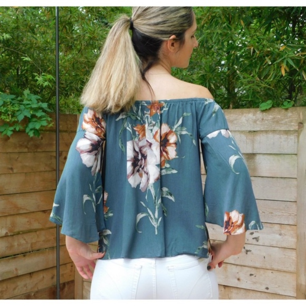1 LEFT! Large Off Shoulder Floral Top In Teal - Picture 2 of 3